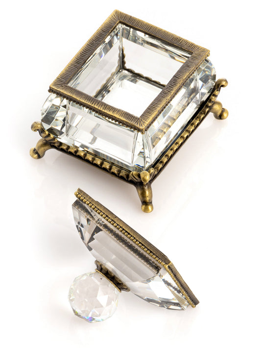 Decorative item with intricate design