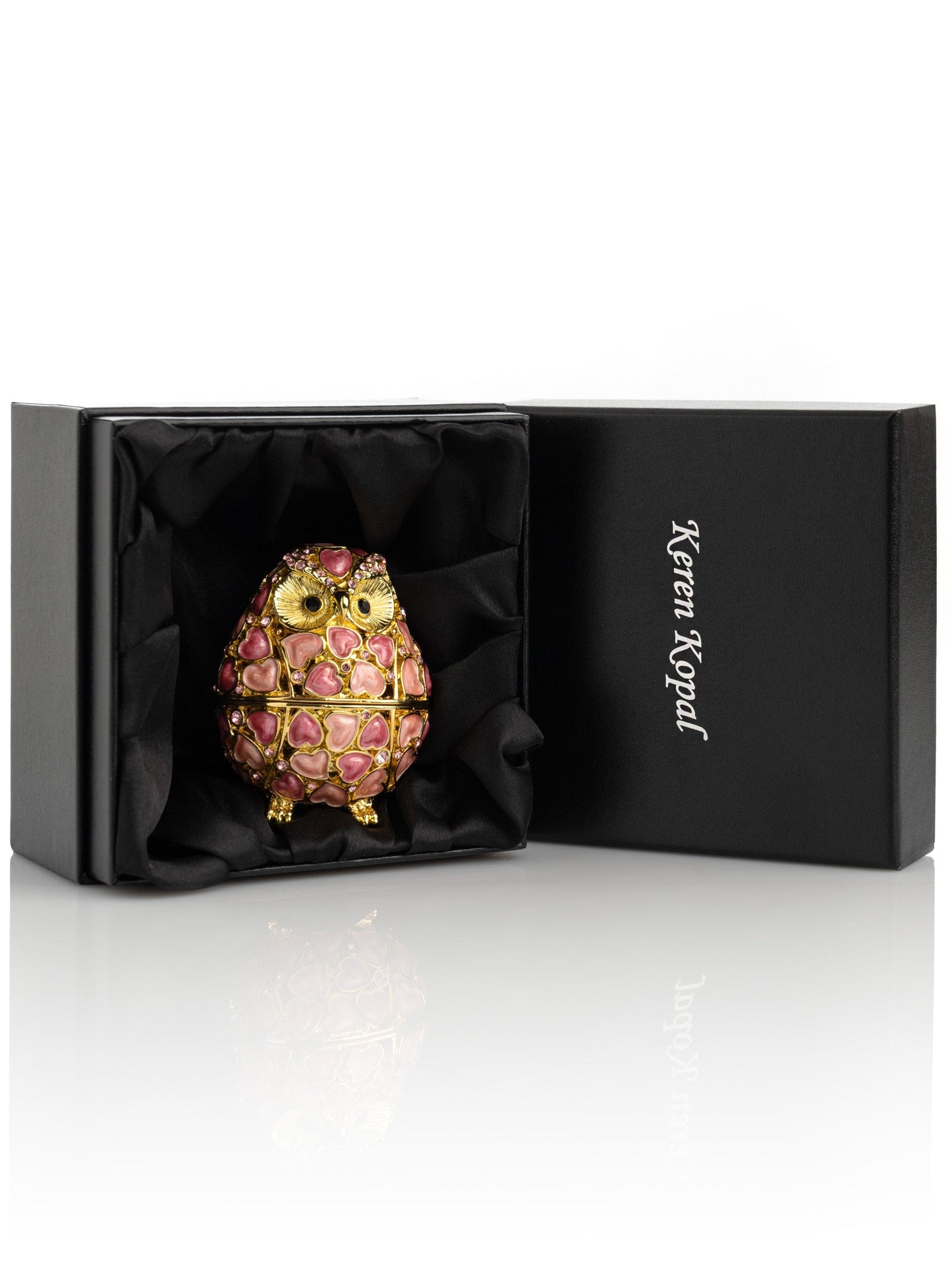 Decorative item with intricate design