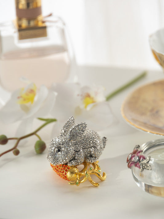 Decorative item with intricate design