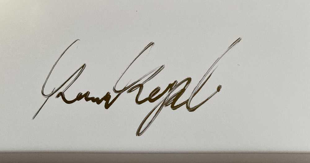 Decorative item with intricate design