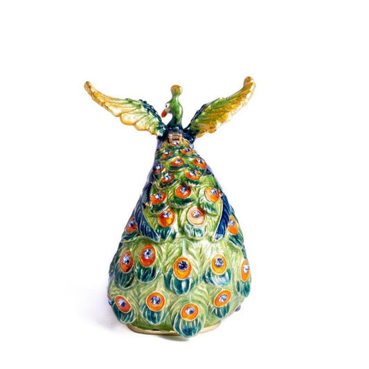 Decorative item with intricate design