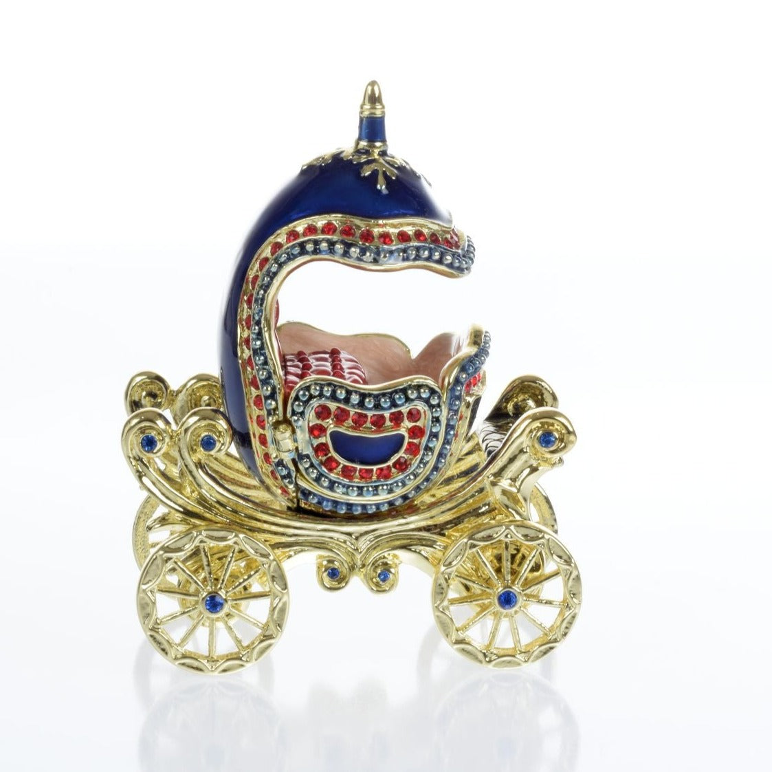 Decorative item with intricate design