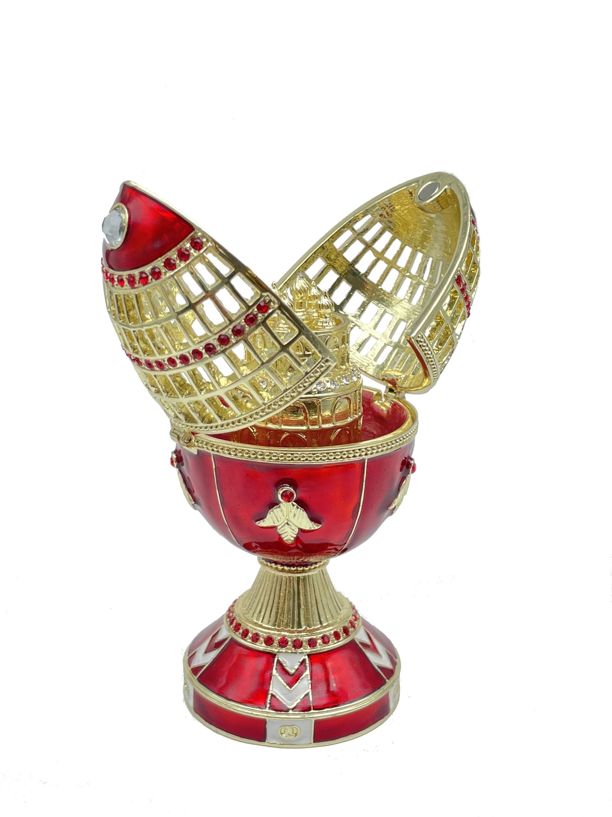 Decorative item with intricate design