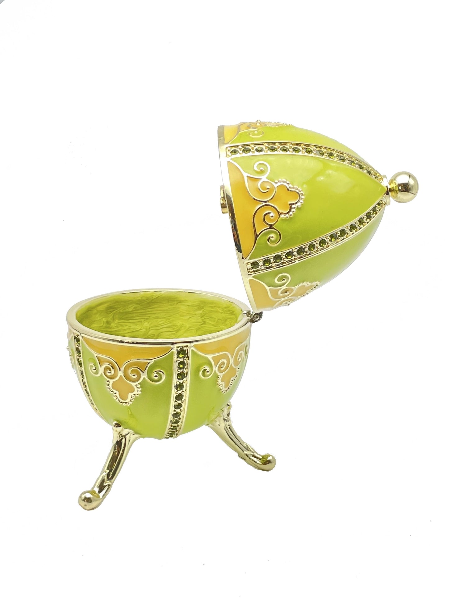 Decorative item with intricate design