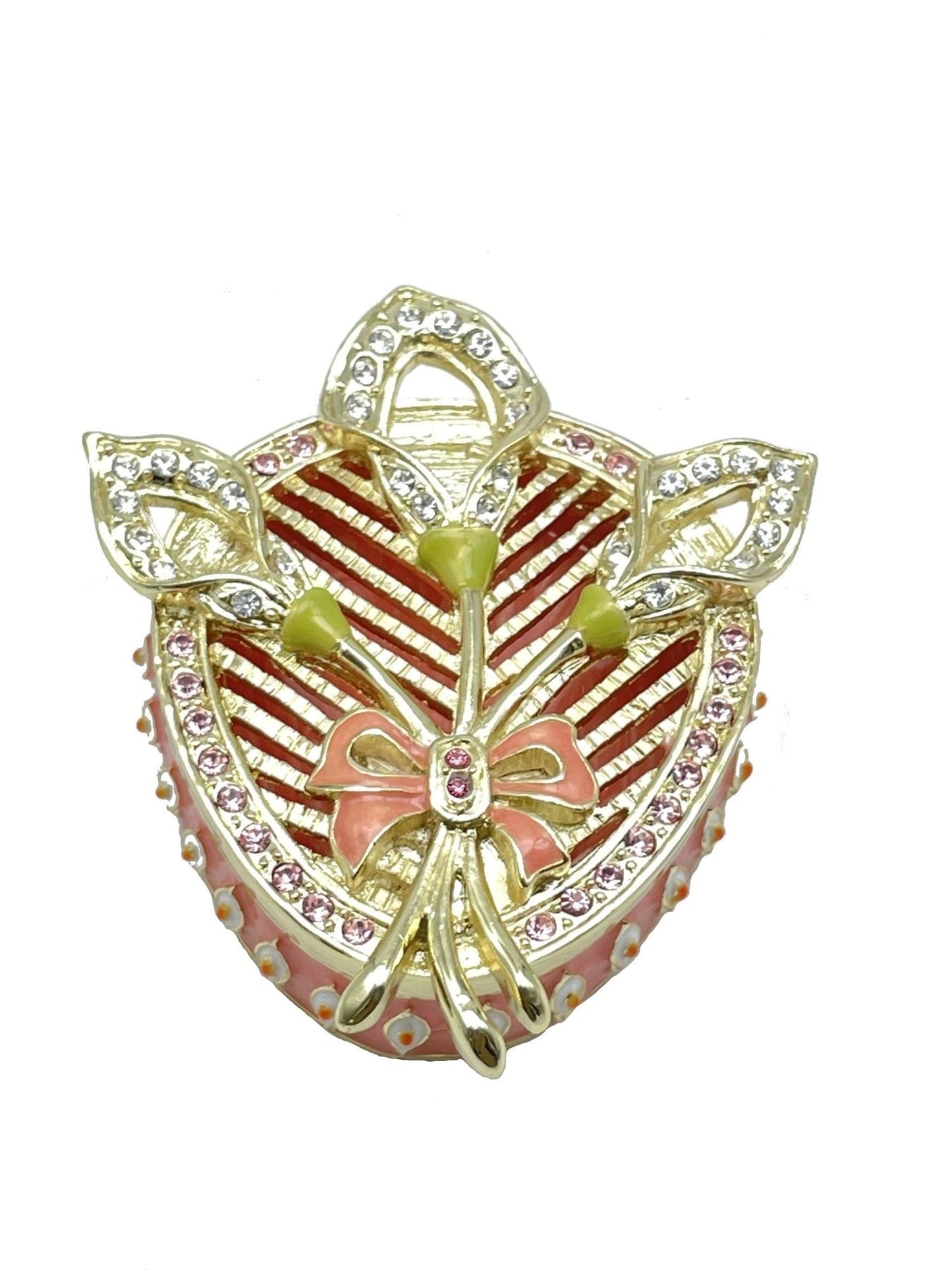 Decorative item with intricate design