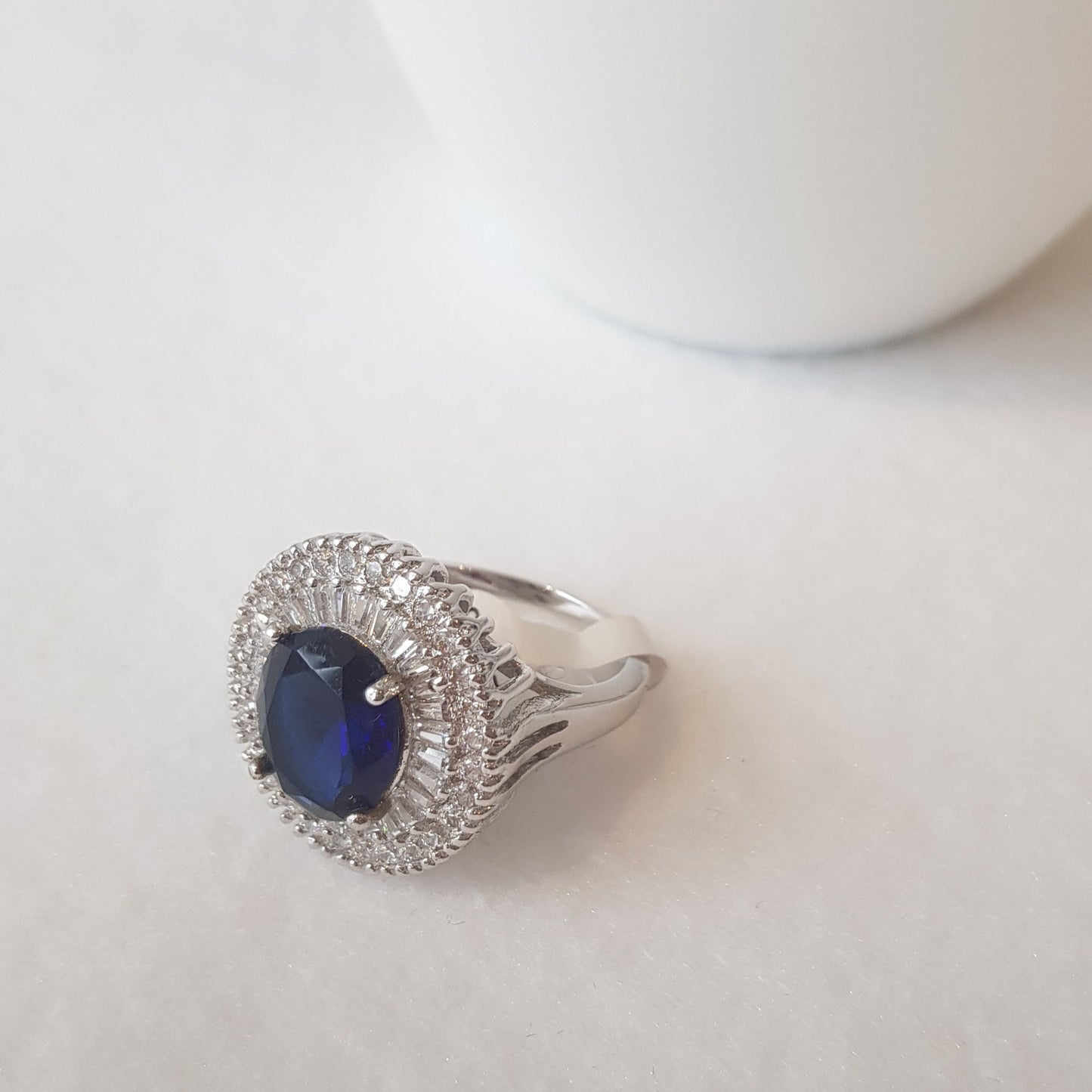 Oval Luminous Deep Blue Cocktail Ring